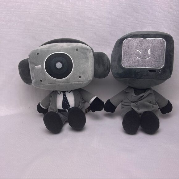 Skibidi Toilet Mystery Doll Plush Bundle, TV Monitor Head & speaker man - Picture 1 of 6